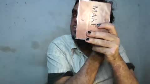 Faux Feitico online show from 04/23/26, 12:01