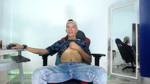 Favel Gomez online show from 12/28/24, 01:28