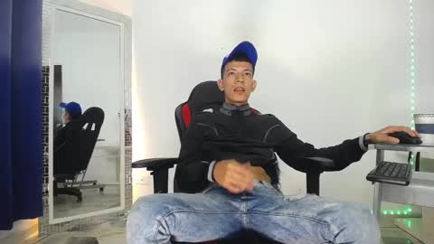 Favel Gomez online show from 01/03/25, 01:03