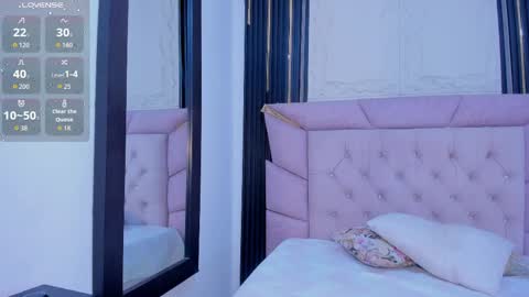 Snapshot of faver_1 chatting on 09/17/25, 12:07 Faver online show from 09/17/25, 12:07