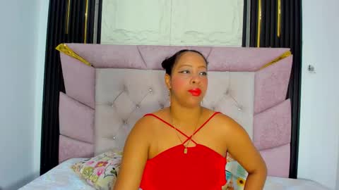 Snapshot of faver_1 chatting on 11/14/25, 12:15 Faver online show from 11/14/25, 12:15