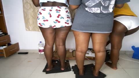 favgal online show from 02/22/26, 06:50