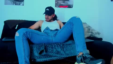 Snapshot of favid95 chatting on 05/11/26, 07:33 favid95 online show from 05/11/26, 07:33