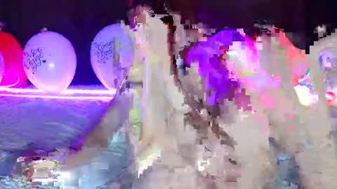 Snapshot of favorite_hare chatting on 02/11/25, 10:50 Student online show from 02/11/25, 10:50