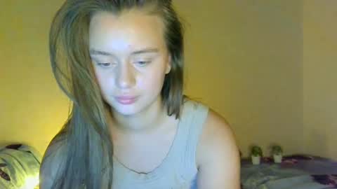 Snapshot of favorite_lovely_geneva chatting on 12/07/24, 12:56 Jasminefeelings online show from 12/07/24, 12:56