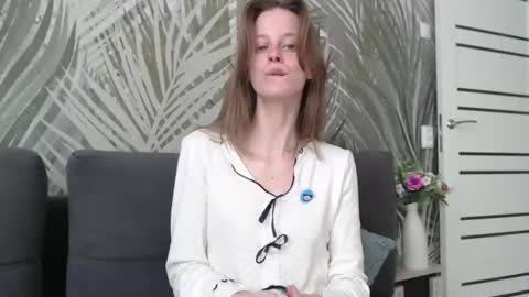 favoriteyour online show from 04/01/26, 06:03