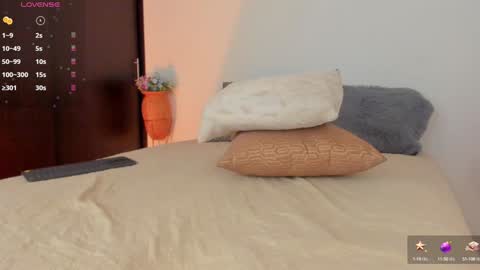 welcome to my world  online show from 01/22/25, 03:41