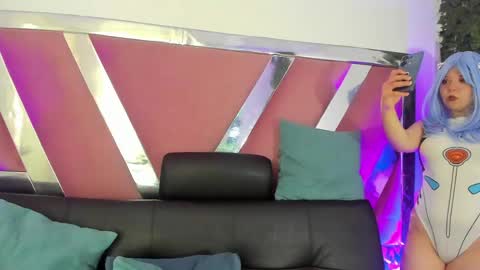 Fayevalentiine online show from 04/22/26, 07:37