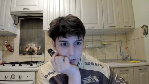 Snapshot of fckmikh chatting on 12/20/24, 07:28 Michael online show from 12/20/24, 07:28