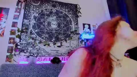 Snapshot of fearlessdiva_x chatting on 06/18/26, 02:23 Diva online show from 06/18/26, 02:23