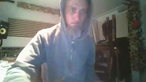 Snapshot of feelfemdom chatting on 03/01/25, 05:27 feelfemdom online show from 03/01/25, 05:27