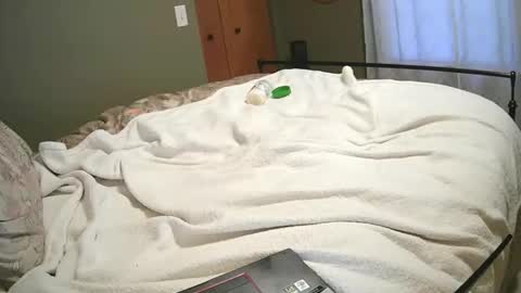 Snapshot of feelingsexy10 chatting on 10/20/25, 12:16 feelingsexy10 online show from 10/20/25, 12:16