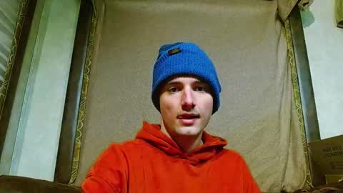 Snapshot of feelingverynaughty chatting on 01/26/25, 07:52 ask me online show from 01/26/25, 07:52