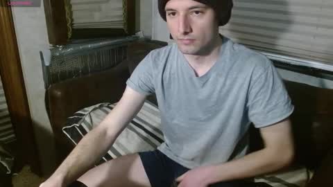 Snapshot of feelingverynaughty chatting on 02/08/26, 05:27 ask me online show from 02/08/26, 05:27