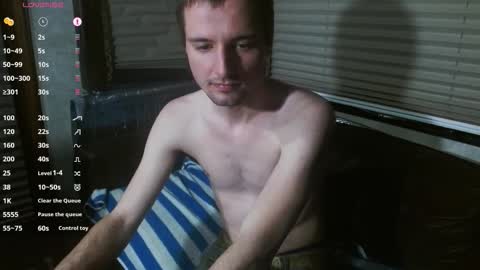 Snapshot of feelingverynaughty chatting on 02/11/26, 01:43 ask me online show from 02/11/26, 01:43