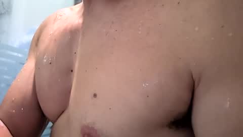 Snapshot of feelnswell424 chatting on 10/13/25, 12:32 Nick online show from 10/13/25, 12:32