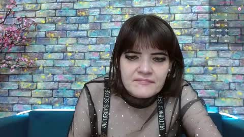 Snapshot of feelsgoodwoman chatting on 12/06/24, 09:24 Laura online show from 12/06/24, 09:24