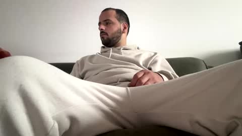 Snapshot of feet_fet chatting on 12/07/24, 12:24 feet_fet online show from 12/07/24, 12:24