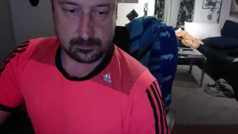 Snapshot of feetkissboy chatting on 09/19/25, 06:41 feetkissboy online show from 09/19/25, 06:41