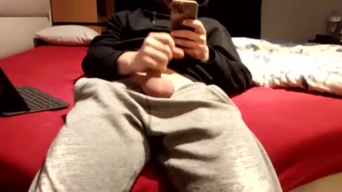 Snapshot of feetlovd chatting on 11/05/25, 08:09 GRM online show from 11/05/25, 08:09