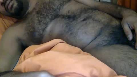 Snapshot of feetlover1888386 chatting on 12/14/25, 07:51 HairyBrownGuy online show from 12/14/25, 07:51