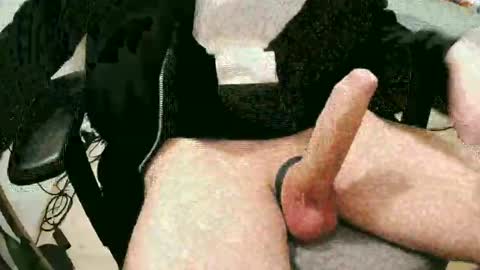 Snapshot of feetlover7878 chatting on 02/23/25, 01:35 feetlover7878 online show from 02/23/25, 01:35