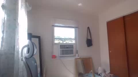 Soley online show from 10/14/25, 03:35