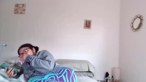 Snapshot of feetnymph chatting on 02/19/26, 06:59 Soley online show from 02/19/26, 06:59