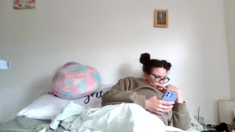 Snapshot of feetnymph chatting on 02/28/26, 06:31 Soley online show from 02/28/26, 06:31