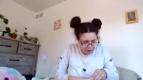 Snapshot of feetnymph chatting on 03/01/26, 05:59 Soley online show from 03/01/26, 05:59