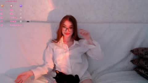 Hi Im Milly  nice 2 meet u 3 online show from 04/24/26, 03:47