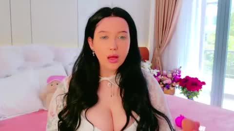 Felicia Herceg online show from 01/09/26, 05:43