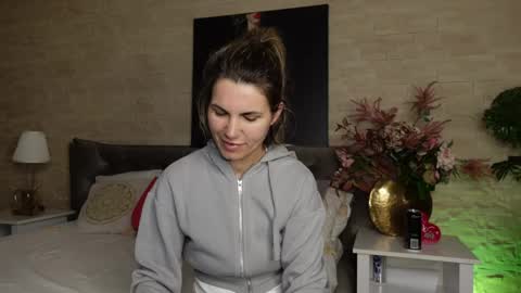 FeliciaKrige online show from 05/03/26, 07:53