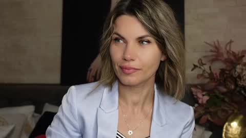 FeliciaKrige online show from 05/04/26, 06:59