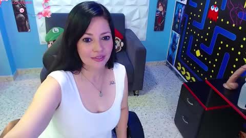 Snapshot of felinagrrr chatting on 02/18/25, 08:58 felina online show from 02/18/25, 08:58