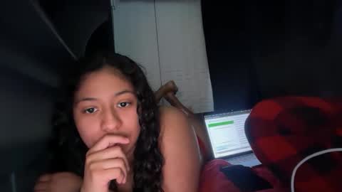 FelinaSol online show from 10/26/25, 02:56