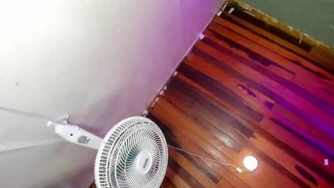 Snapshot of felipe_fiire chatting on 04/27/26, 01:20 felipe fiire online show from 04/27/26, 01:20