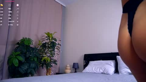 Snapshot of felissiany chatting on 03/01/25, 07:30 Hello im Nova online show from 03/01/25, 07:30