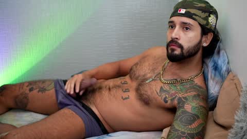 Snapshot of felix_candela chatting on 12/08/24, 02:09 Felix Candela online show from 12/08/24, 02:09