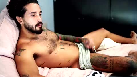 Snapshot of felix_candela chatting on 01/27/25, 05:26 Felix Candela online show from 01/27/25, 05:26