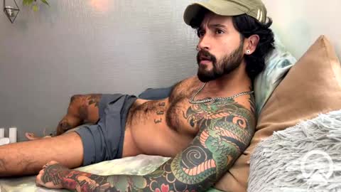 Snapshot of felix_candela chatting on 02/10/25, 06:45 Felix Candela online show from 02/10/25, 06:45