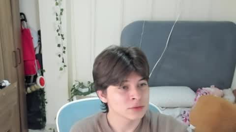 Snapshot of felix_leex chatting on 06/21/26, 06:54 Felix leex online show from 06/21/26, 06:54