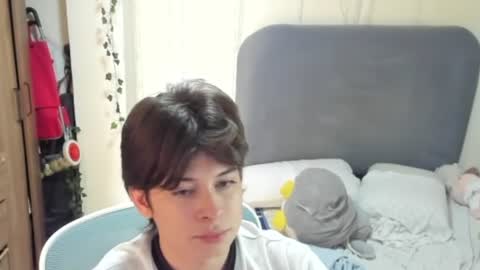 Snapshot of felix_leex chatting on 06/24/26, 07:35 Felix leex online show from 06/24/26, 07:35