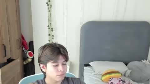 Snapshot of felix_leex chatting on 08/01/26, 12:37 Felix leex online show from 08/01/26, 12:37