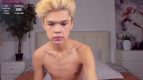 Felix online show from 03/02/25, 04:32