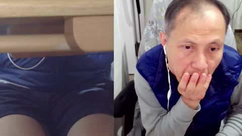 Snapshot of felixlau chatting on 02/12/25, 10:03 felixlau online show from 02/12/25, 10:03