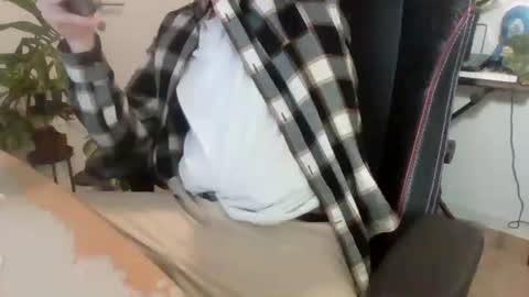 fem_alice_louis_dom online show from 11/11/25, 06:52