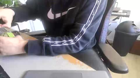 fem_alice_louis_dom online show from 04/30/26, 07:58