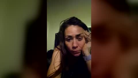 Snapshot of femalemindsethq chatting on 07/14/26, 04:50 femalemindsethq online show from 07/14/26, 04:50