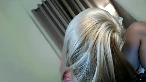 Snapshot of femboy_veronica chatting on 06/21/26, 07:55 femboy_veronica online show from 06/21/26, 07:55